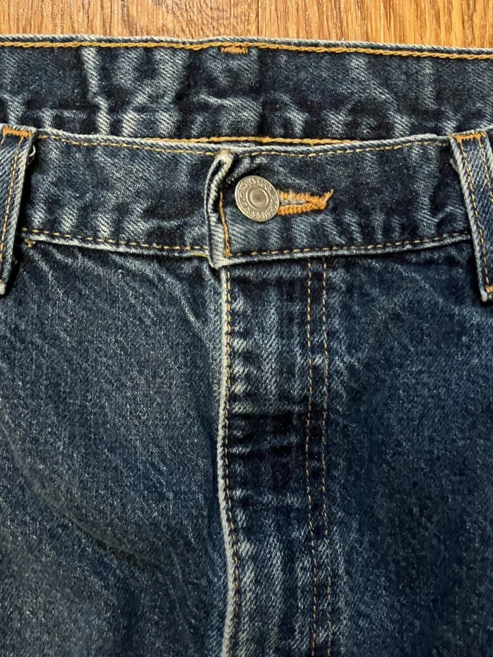 Vtg Levis 505 Regular Fit Jeans Made in USA Dark Wash Denim Mens 38x30 *True 36*